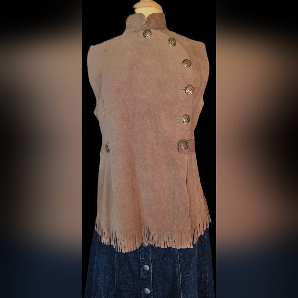 CHAR VINTAGE Women's Tan Suede Fringe Vest MED